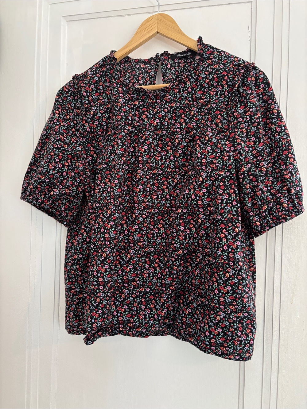 Madewell Puff-Sleeve Ruffle Top in Fieldwalk Floral
